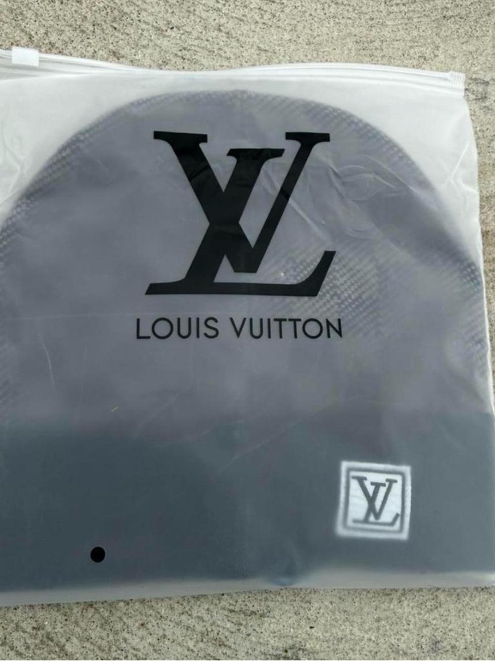 Louis Vuitton Black beanie with Prominent LV Logo 1of1